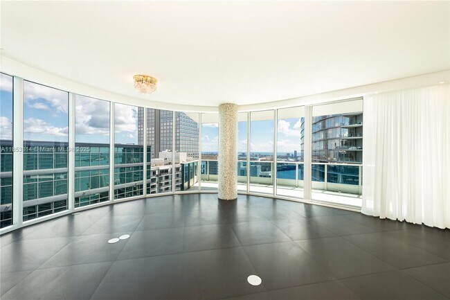 Photo - 200 Biscayne Blvd Unidad 5101