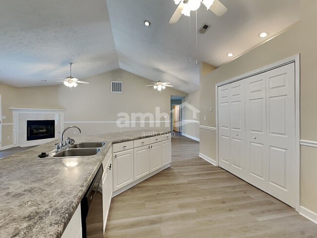 Photo - 209 Jones Rd