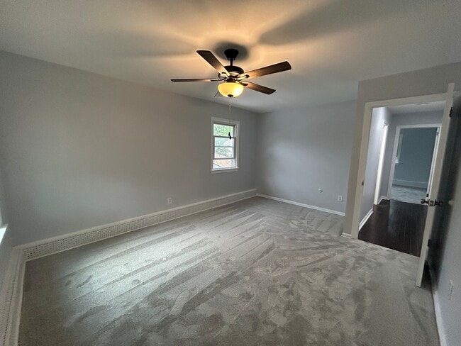 Primary Bedroom - 600 Ashwood Ave Unit 2