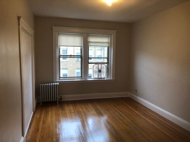 Building Photo - 11 Perkins Square Unit 11