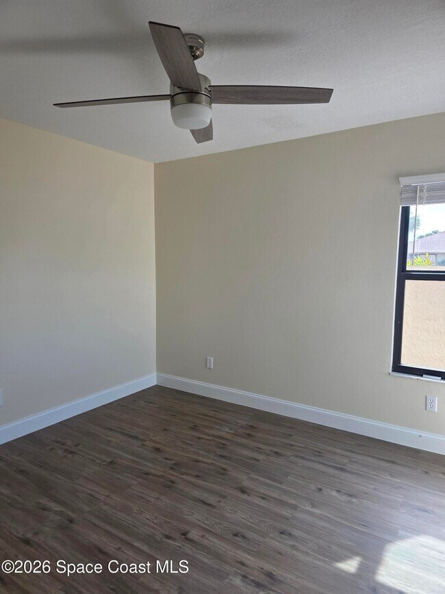 Photo - 1431 Sheafe Ave NE