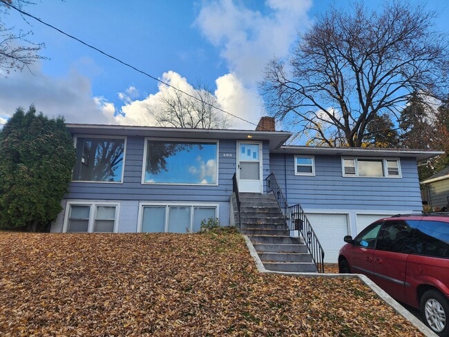 Building Photo - 463-465 SW State Street Unit 463