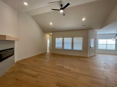 1013 Parker Ln