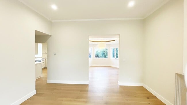 Photo - 1911 Easton Dr