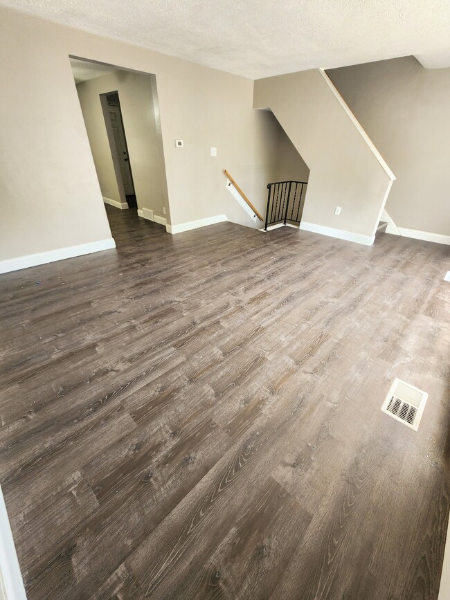 Photo - 449 Idlewood Rd