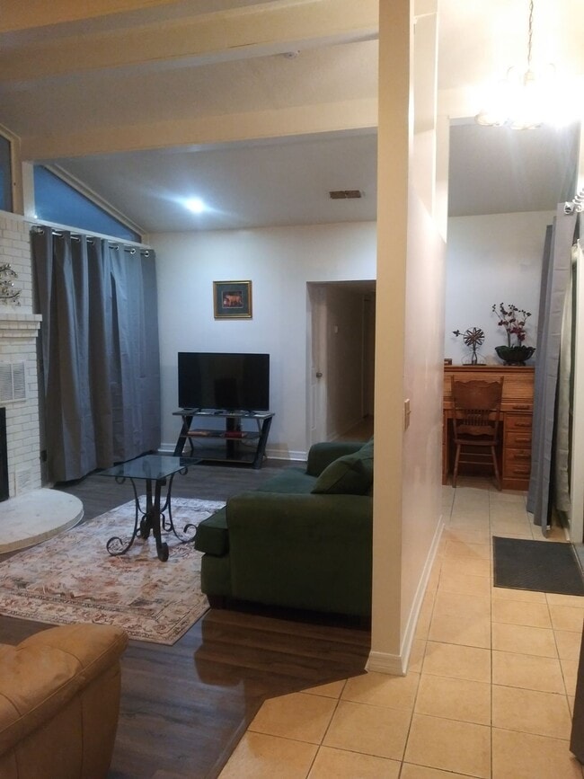 Photo - 6827 Rojo Ct