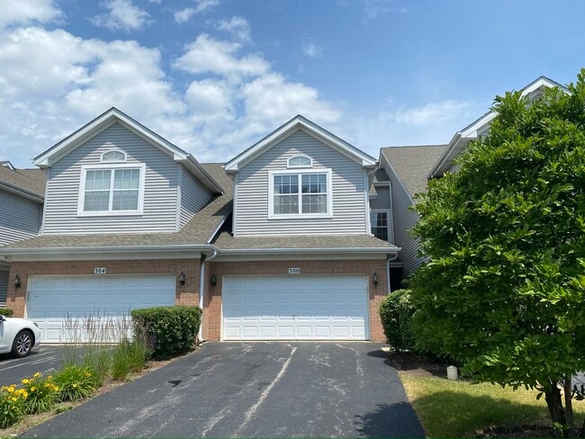 Photo - 300 Lunt Ave