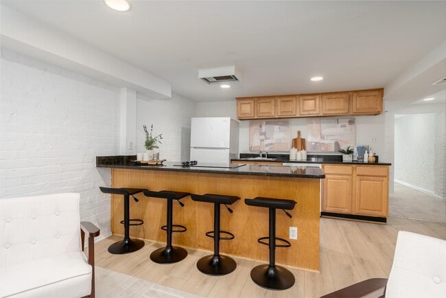 Photo - 1683 35th St NW