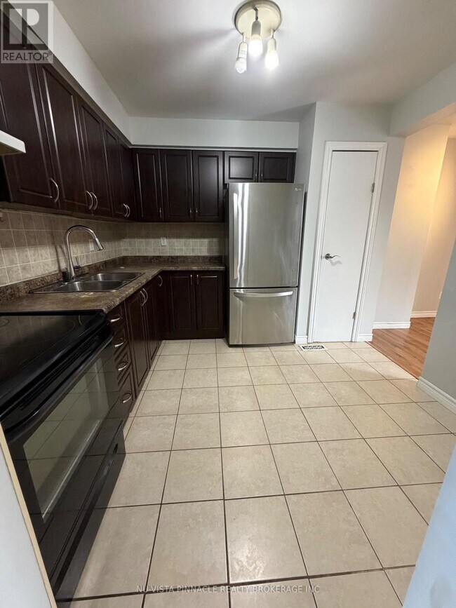 Photo - 30 Clarendon Crescent