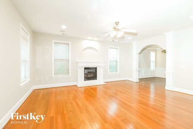 Photo - 3310 Lucy Dr