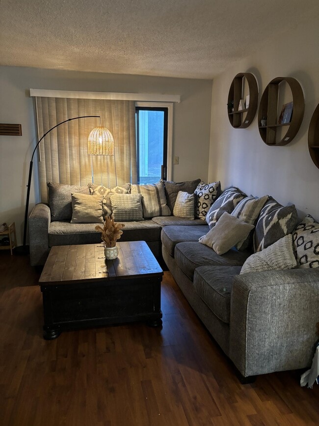 Photo - 110 Heywood Rd