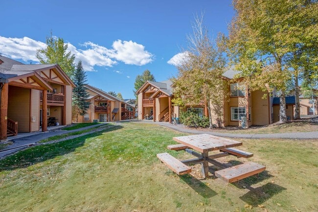 Building Photo - Mountain Village Rental