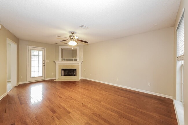 Photo - 11667 Millwind Dr