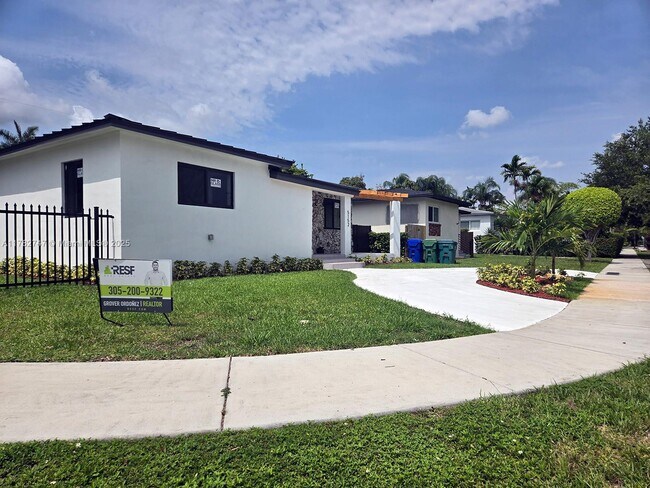 Photo - 5152 SW 6th St Unit 5152