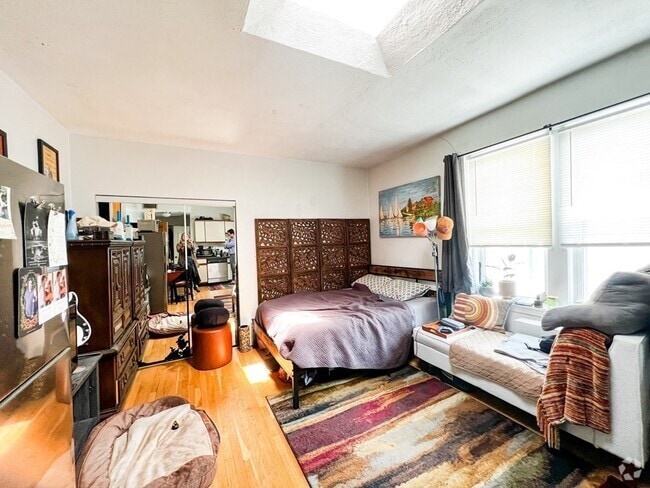 Building Photo - 1427 Commonwealth Ave Unit 504 Rental
