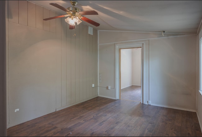 Building Photo - Cozy & Quiet 1 Bedroom, 1 Bath Apartment –...