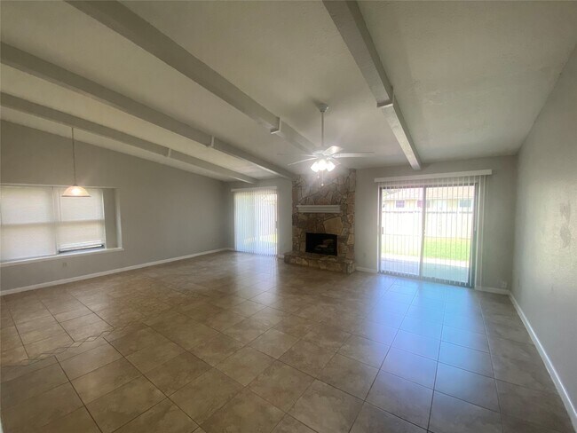 Photo - 1330 Somercotes Ln