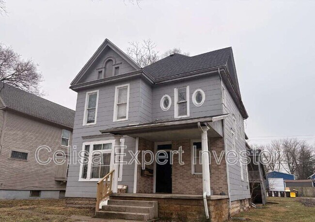 Photo - 411 W Williams St Unit 2