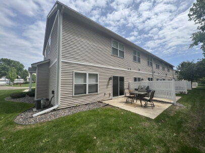 Spacious 3-Bedroom End unit Townhouse with 3 Full Baths in Maple Grove's Prime Location