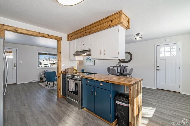 Building Photo - 952 S Garland Way Rental