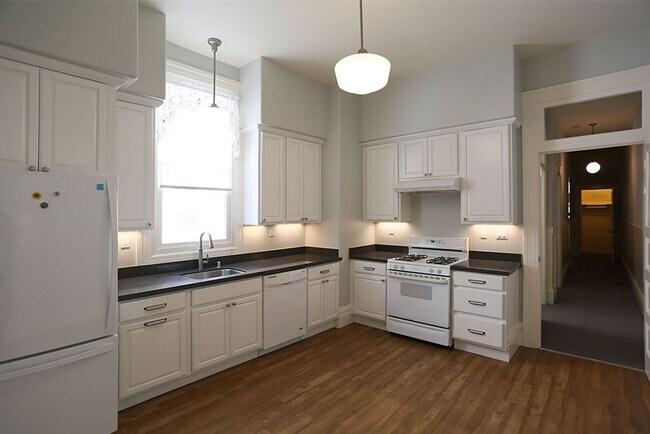 Photo - 14 Whitney St Unidad 1