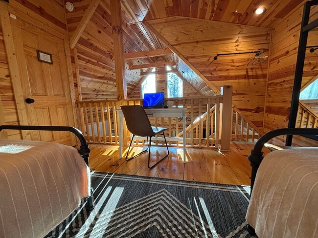 Photo - 145 Whispering Hls Rd