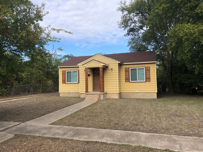 Photo - Yellow Home