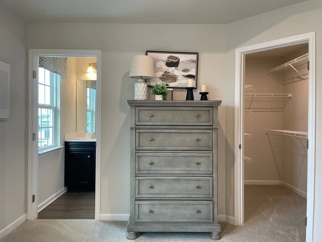 Photo - 420 Park Ave