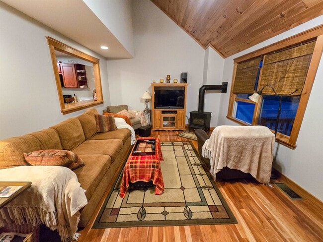 Building Photo - 145 Knight Ln