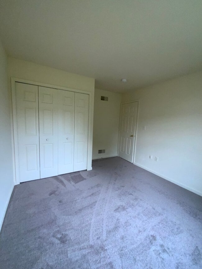 Photo - 204 Elmshire Dr