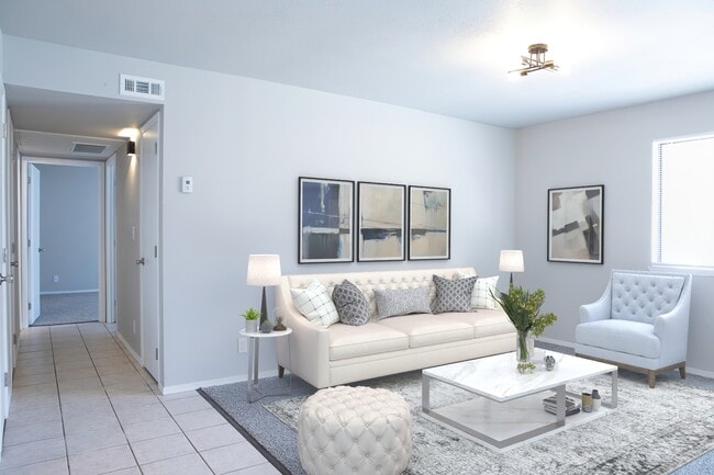 Building Photo - Briarwood Apartments