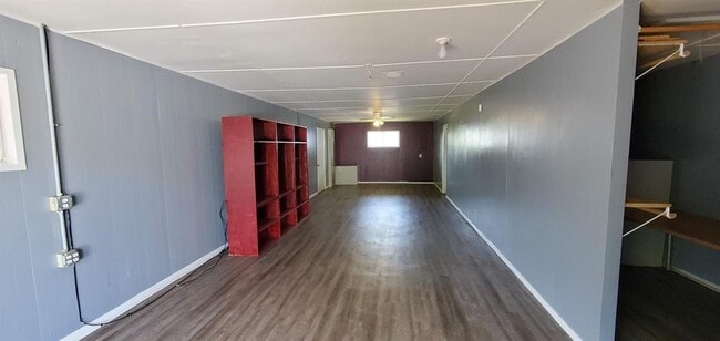 Building Photo - 408 S Lasalle St Rental