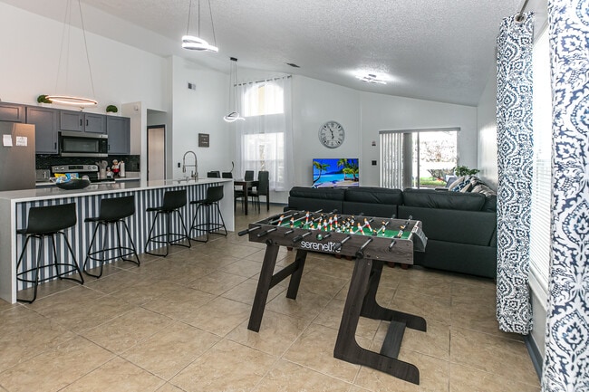 146 Bayswater Ln