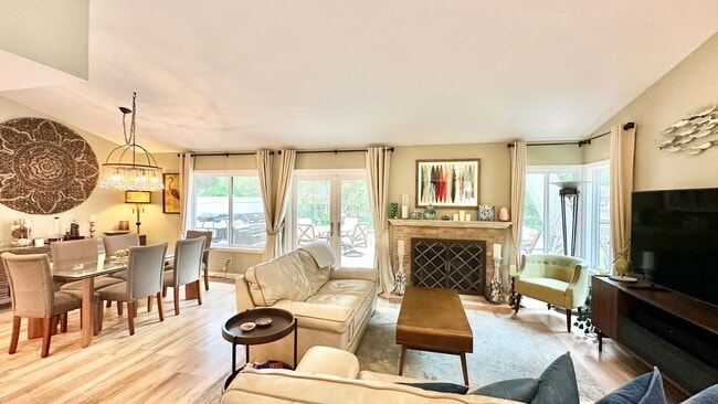 Photo - Beautifully Upgraded Single Story in the P...
