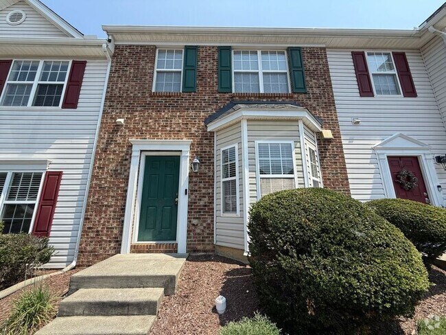 Building Photo - 110 Graystar Rd Rental