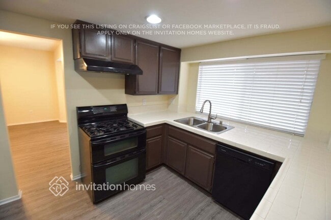 Photo - 45613 Clubhouse Dr