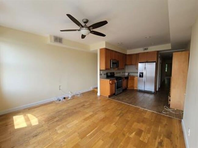 Photo - 212 E Chase St Unit 2