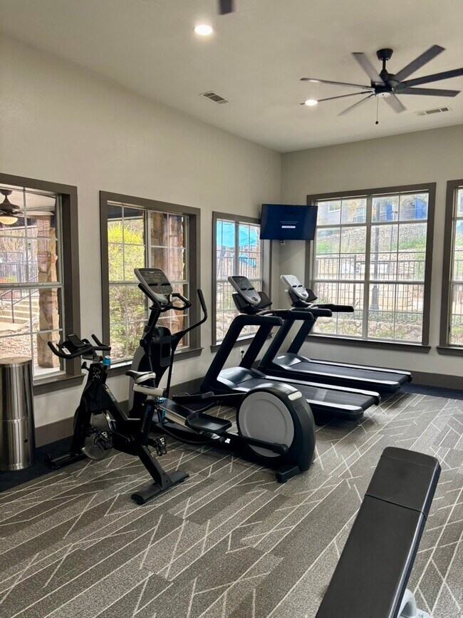 Photo - Eastside at 2201