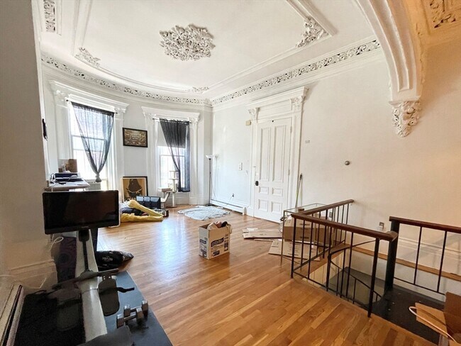 Photo - 670 Massachusetts Ave Unidad 1