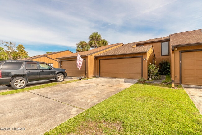 Photo - 120 Lakewood Village Cir