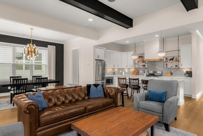 Photo - 500 Waycross Dr