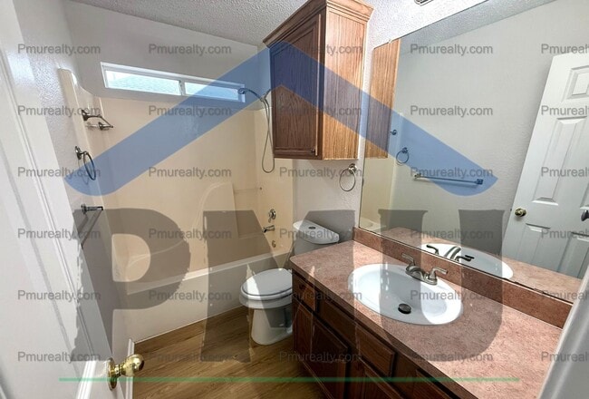 Photo - AVAILABLE NOW!!! Roomy 3BR 2BA home with l...