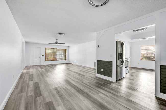 Photo - 22674 Family Cir