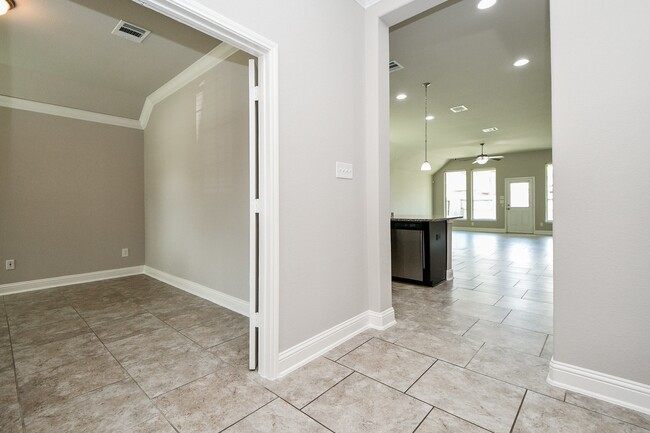 Photo - 15330 Ashbrook Dove Ln