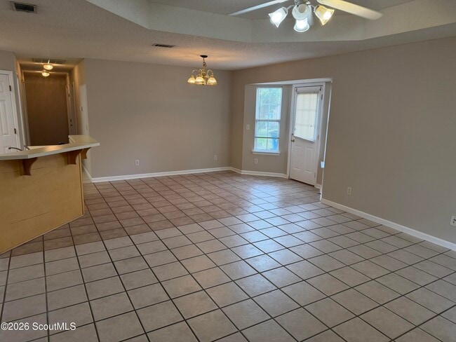 Photo - 302 Windridge Dr