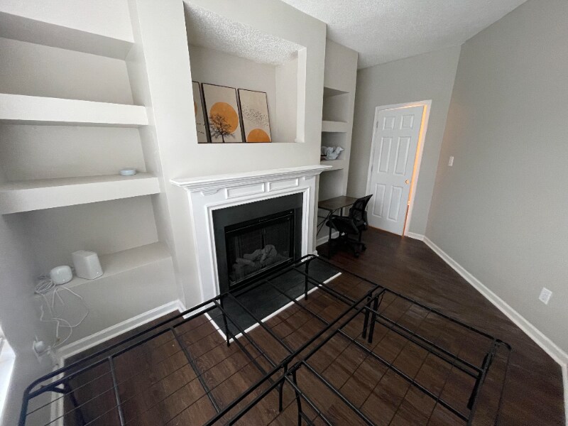 Photo - 4901 Sierra Way Townhome