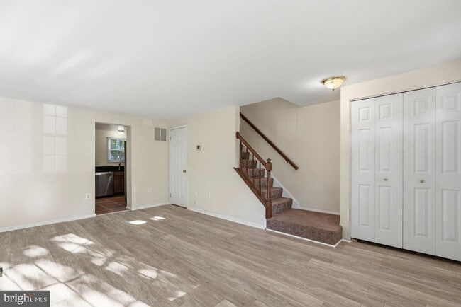 Photo - 129 Bickel Ct