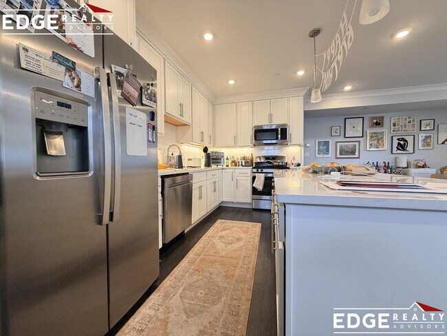 Photo - 114 North Beacon St