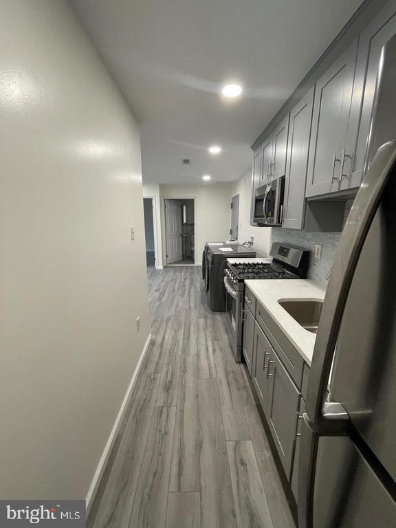 Photo - 910 Arch St Unit 2M