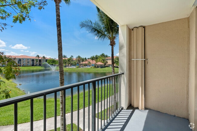 1BR, 1BA - 751SF - Second Floor Balcony View